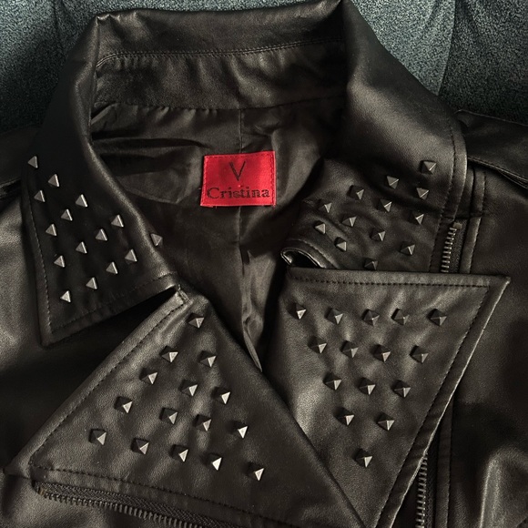 1990’s Vest Studded faux leather Sexy Biker Vibe - Picture 2 of 7